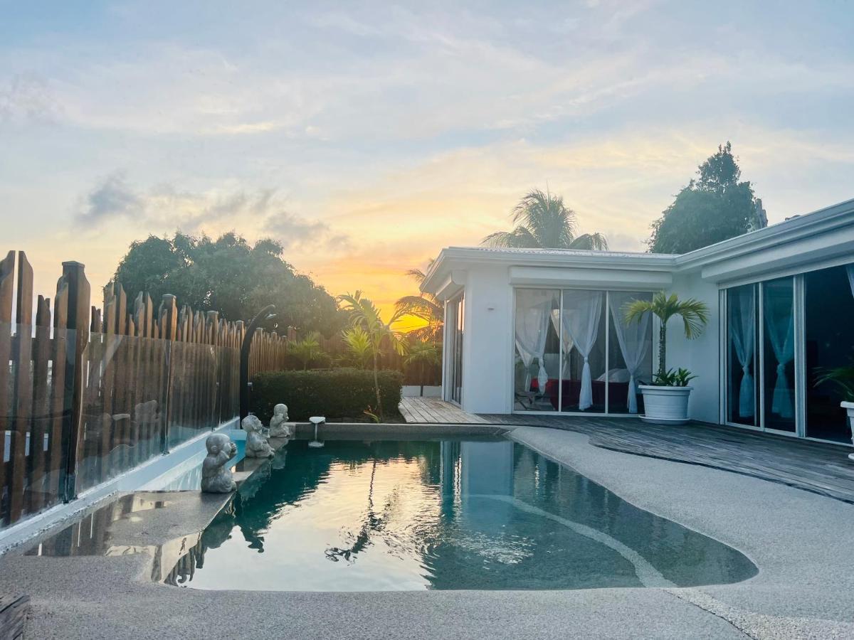 Villa Amaryllis Luxueuse,Piscine,Vue Mer,Plage Сен-Лу Екстериор снимка